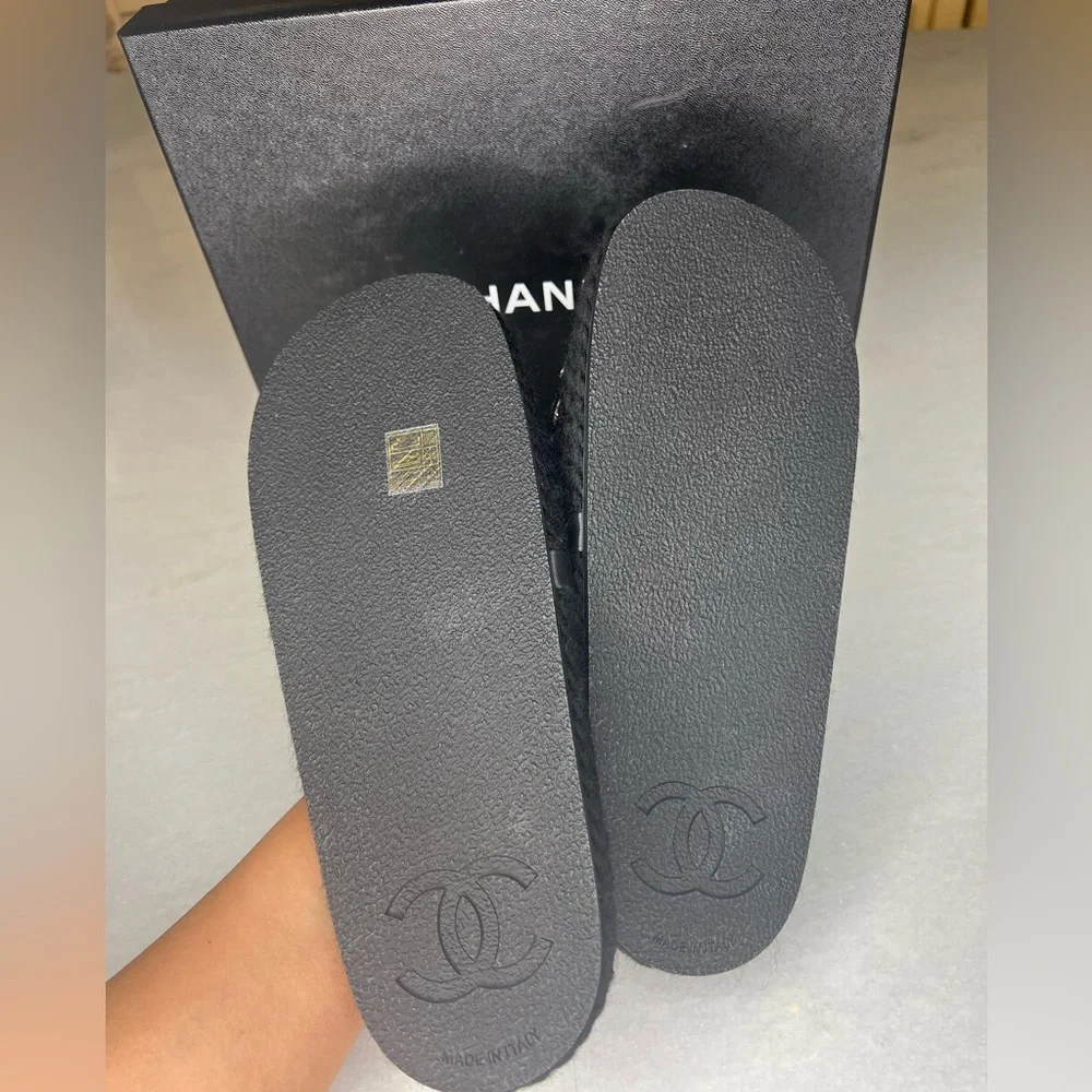 NEW CHANEL WOMENS BRAIDED KNIT METALLIC CC SLIDES SZ EU 39 - Picture 9 of 12